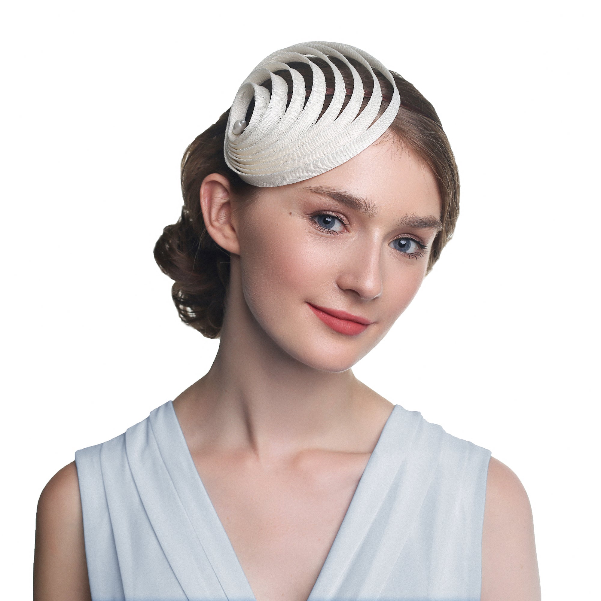 White Fascinator Wedding Tea Party Church Hat