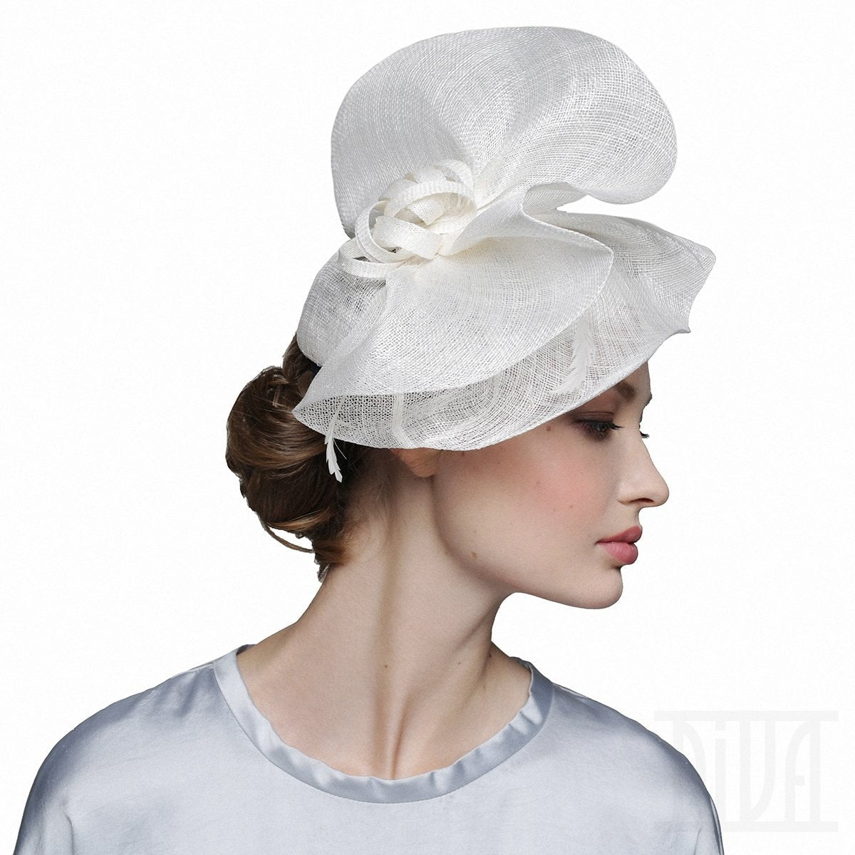 Off White Derby Fascinator Hat
