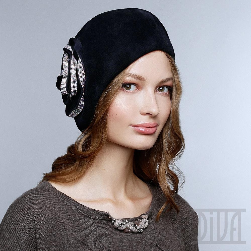Beret Hat with Rhinestone Trim Ladies' Elegant Fur Felt Winter Headwear