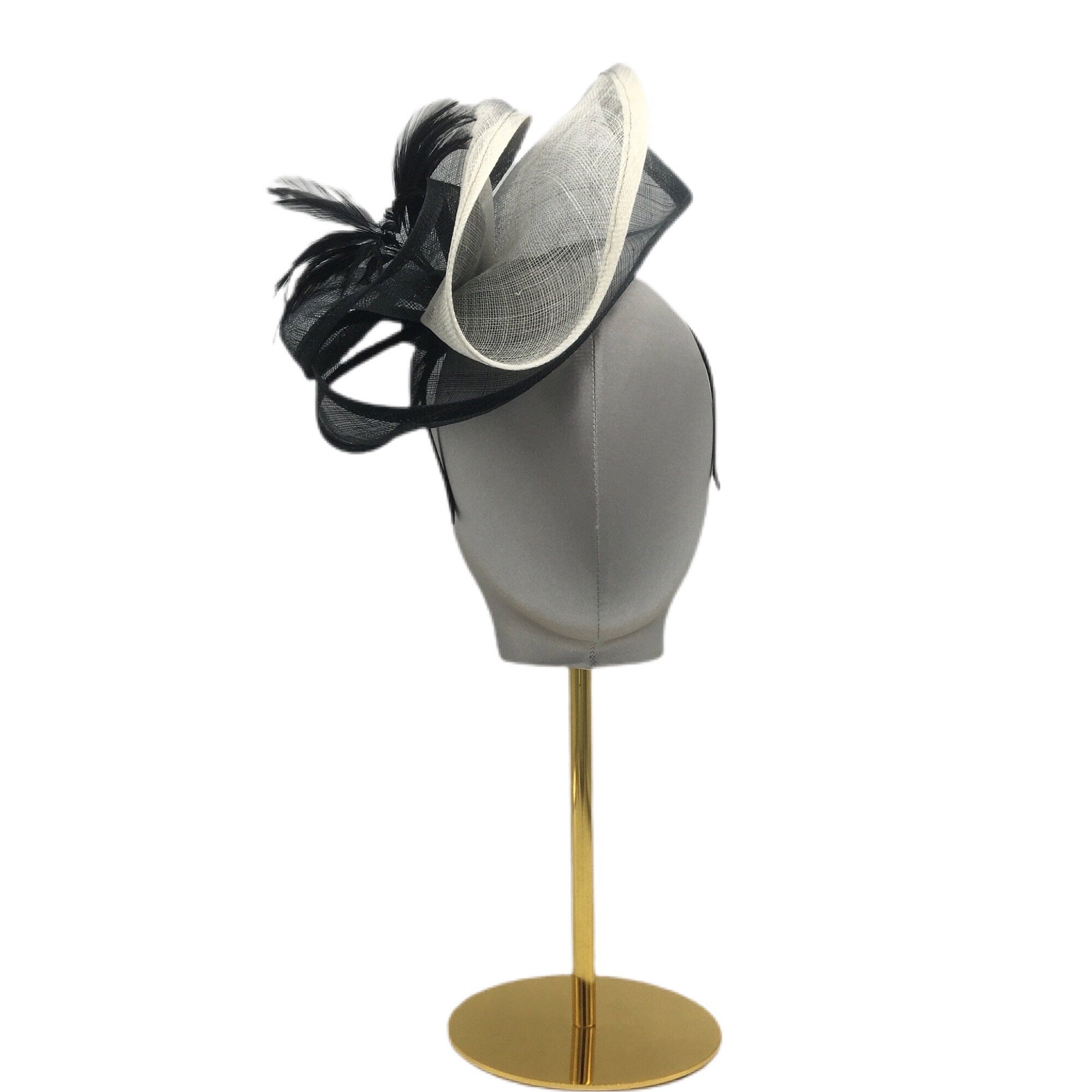 Delicate Fascinator Hat Black&White Flower