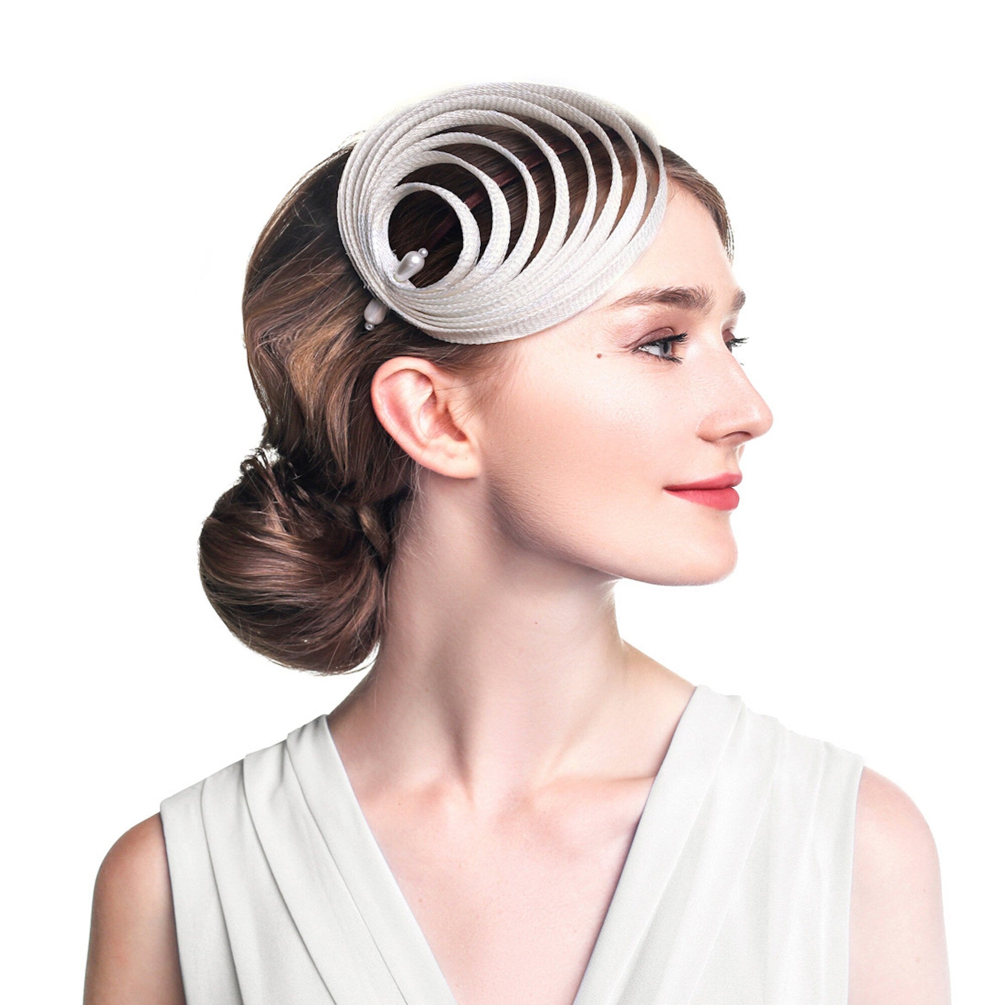 White Fascinator Wedding Tea Party Church Hat