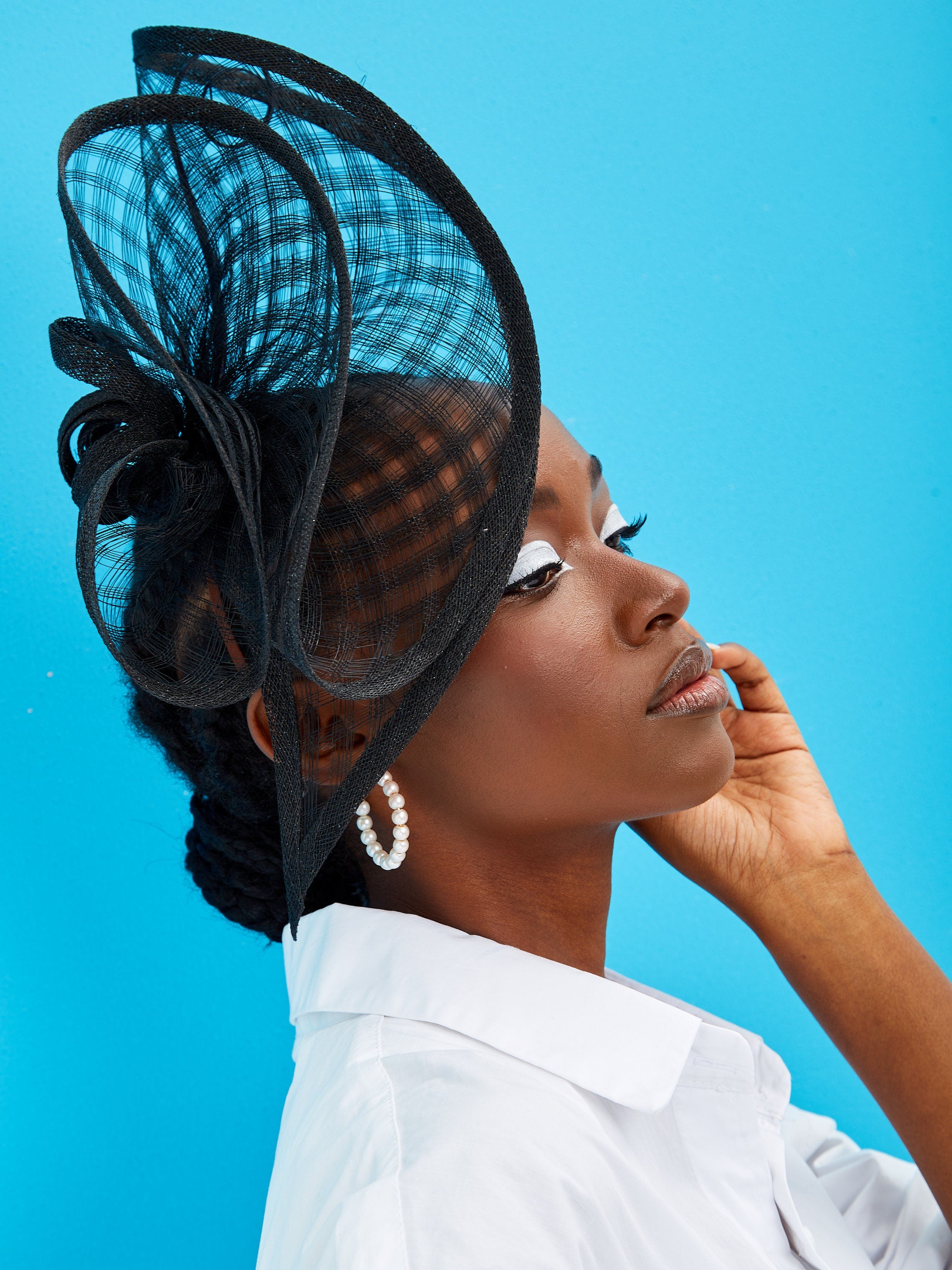 Black fascinator