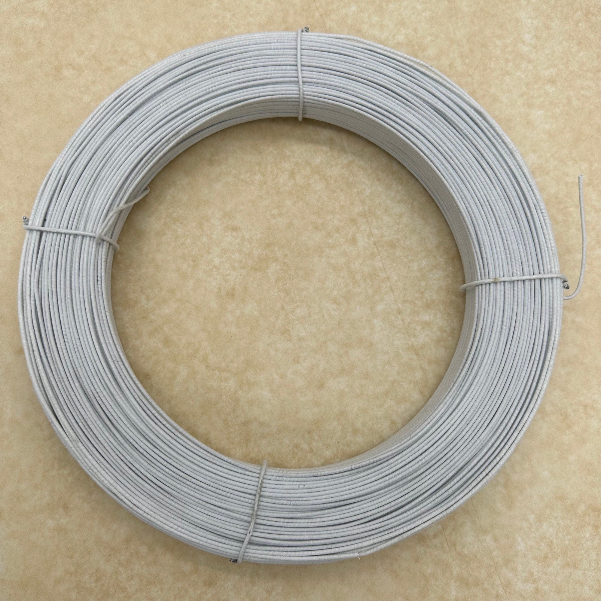 Set of 9 m Extra firm cotton-covered metal millinery wire 1 m X 1,2 mm & 9 Connectors for Millinery
