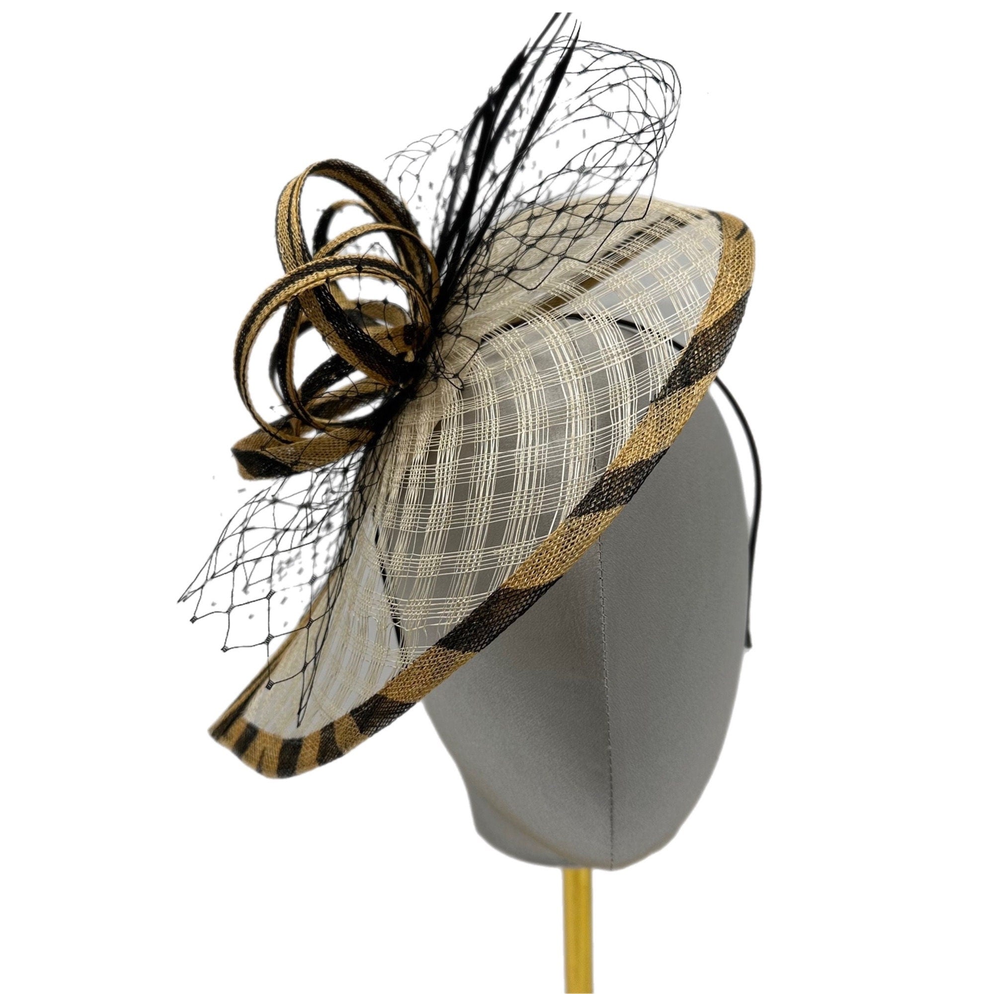Derby Fascinator hat