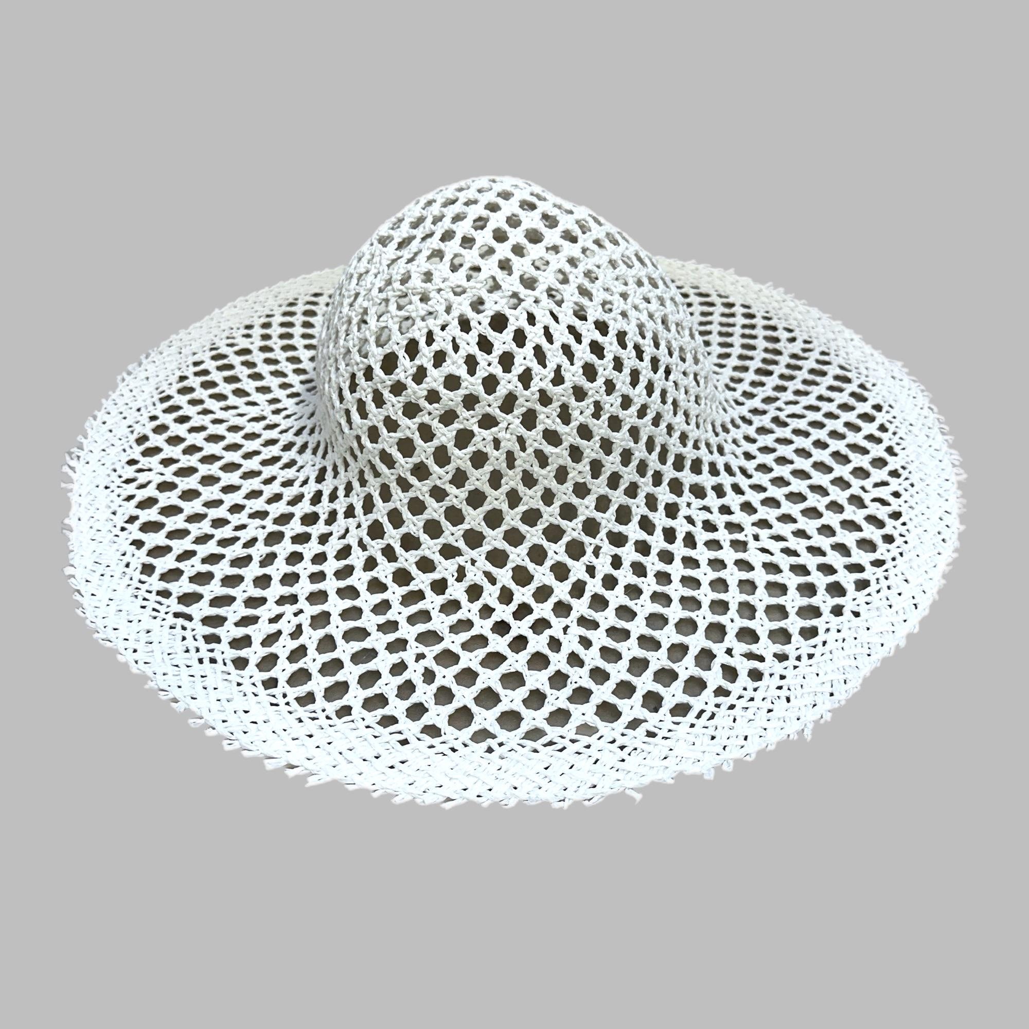 white straw capeline