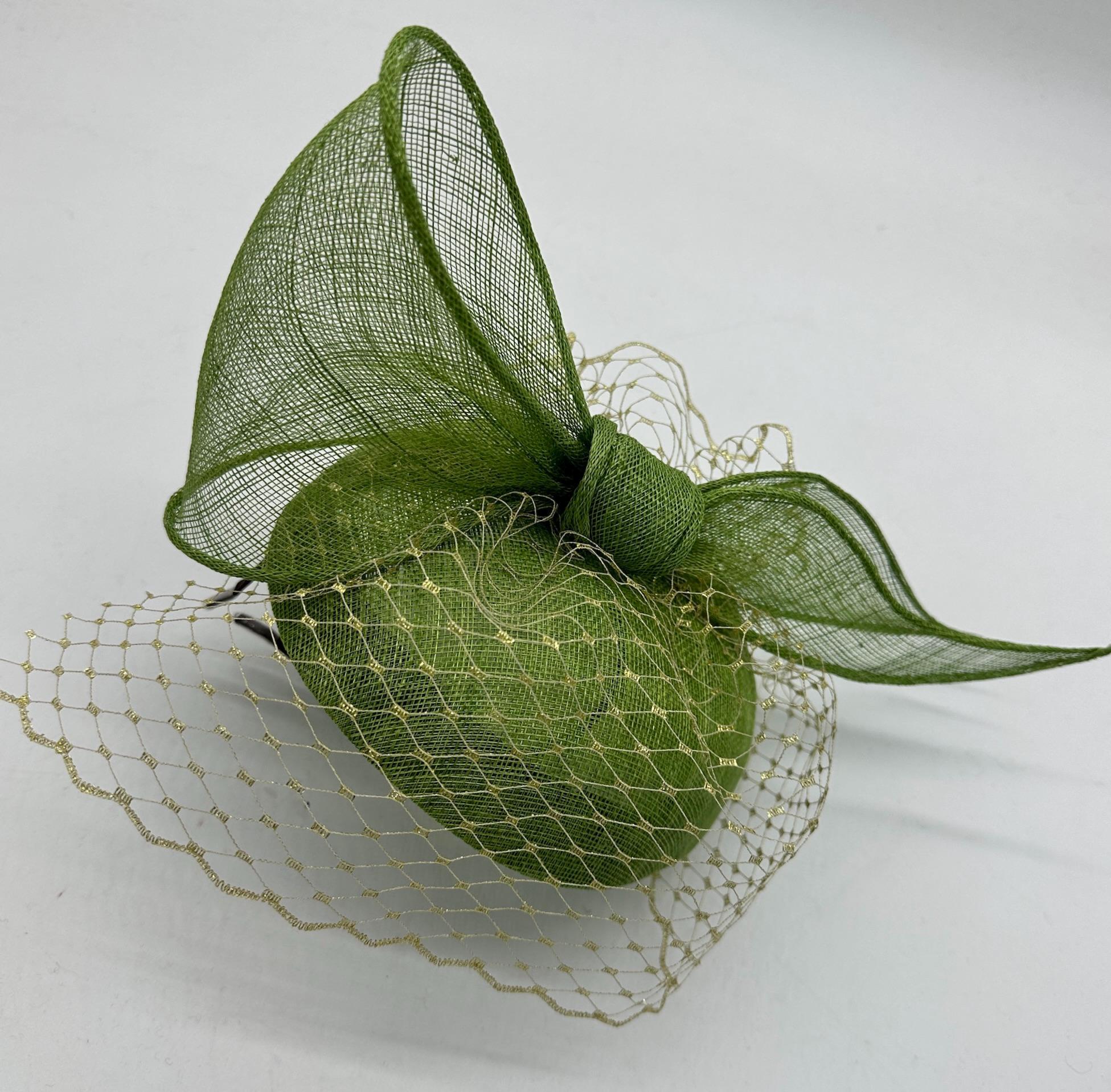 Green Fascinator Hat with Bow & Veil Derby Wedding Tea Party Headwear
