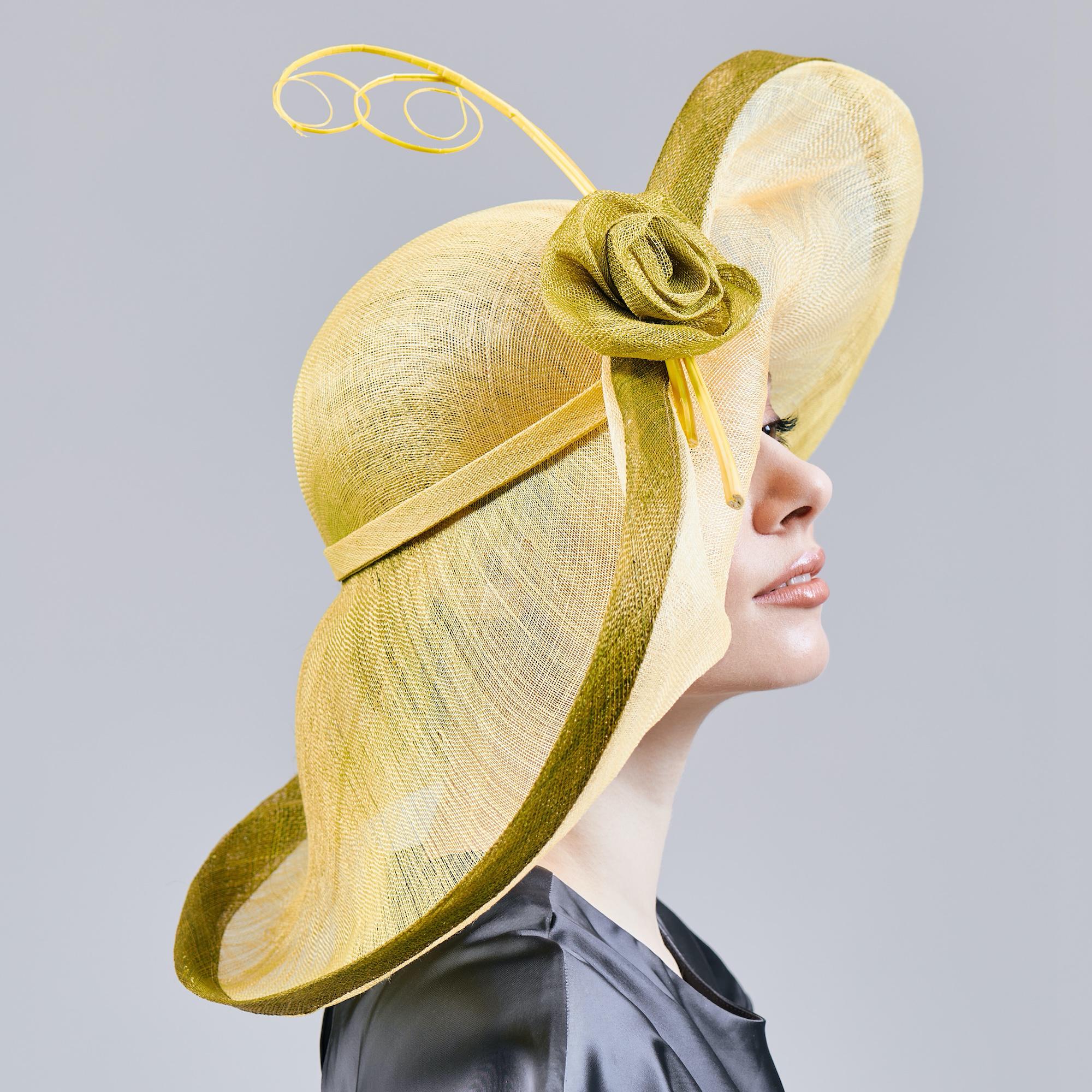 Adorable Wide Brim Hat with Flower Derby Wedding Party Headwear
