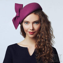 Load image into Gallery viewer, Small Wool Felt Beret With Bow - DivaHats Boutique