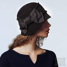 Load image into Gallery viewer, Fur felt velour cloche with grosgrain bow women winter hat - DivaHats Boutique