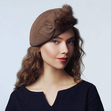 Load image into Gallery viewer, Small Wool Felt Beret With Mink Fur Trim - DivaHats Boutique