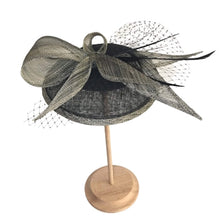 Load image into Gallery viewer, Salt&amp;Paper Color Fascinator Hat with  Bow&amp;Veil - DivaHats Boutique