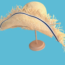 Load image into Gallery viewer, Wide brim natural straw sun hat - DivaHats Boutique