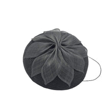 Load image into Gallery viewer, Straw Beret for Women - DivaHats Boutique